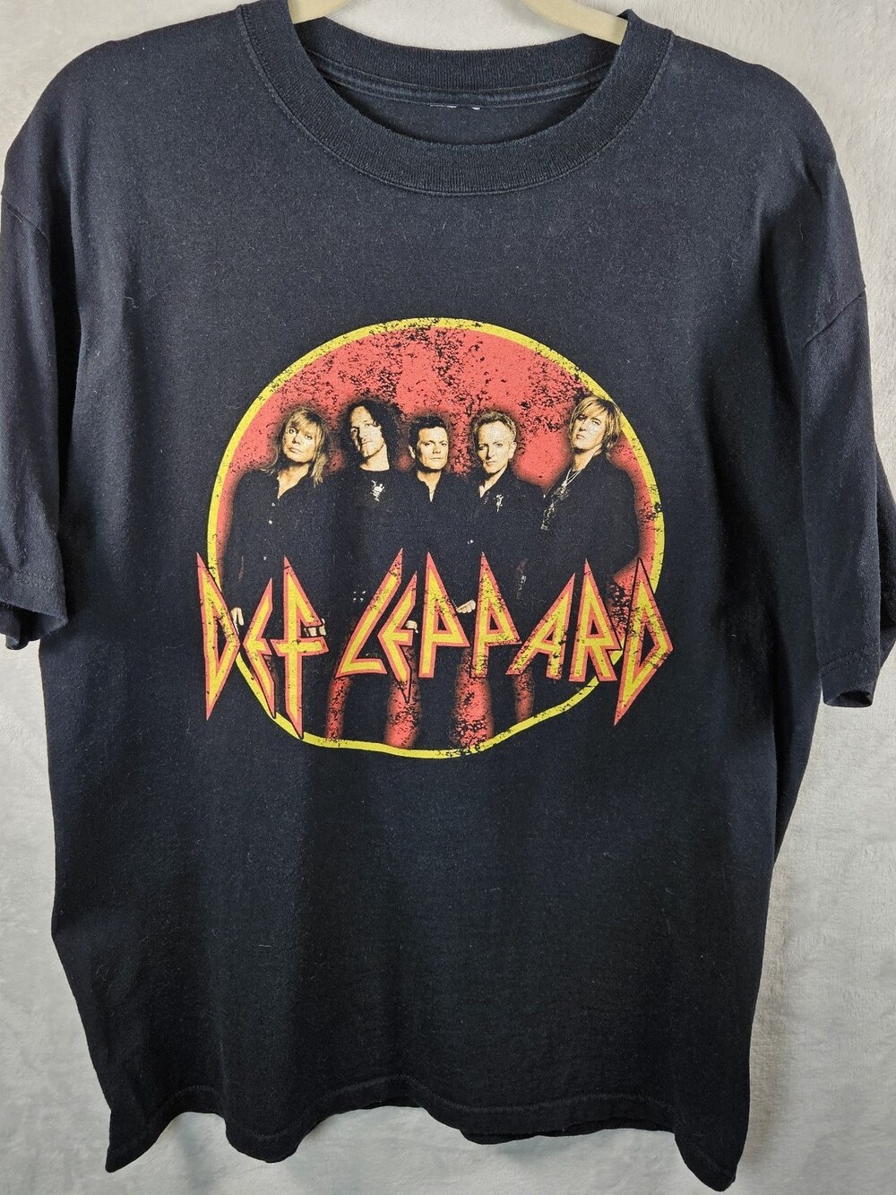 Vintage 2006 Def Leppard T-shirt Mens Medium Black Concert YEAH! Tour